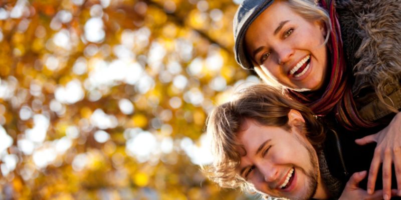 lAIMINGI ZMONES sedanorm